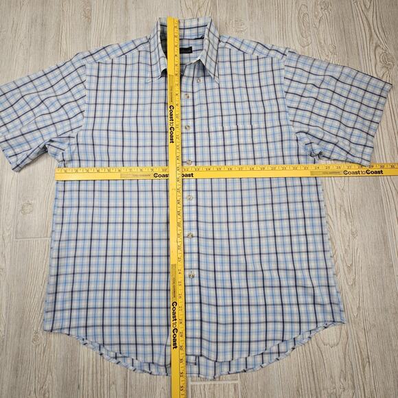 Van Heusen Shirt Mens Large Blue Plaid Short Sleeve Button Up Wrinkle Free - Picture 2 of 5